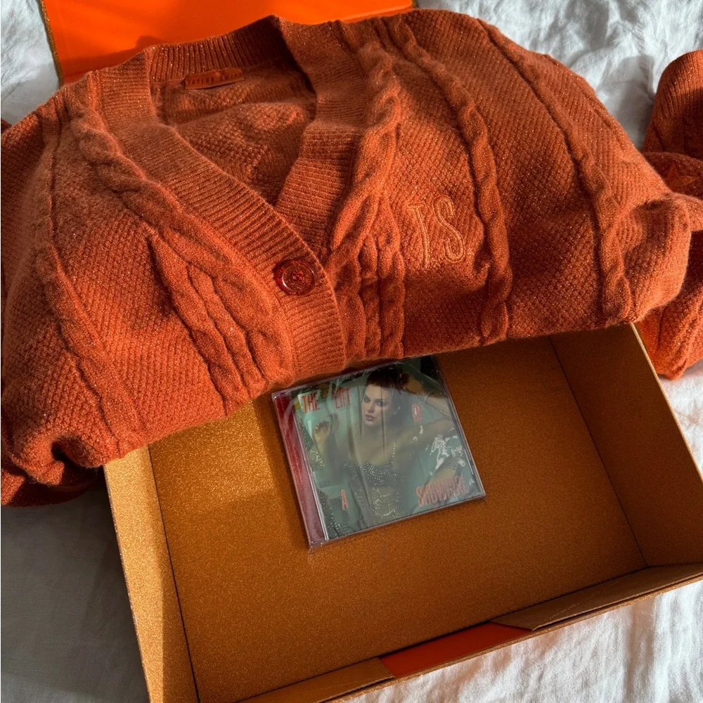 NIB Taylor Swift Life of a Showgirl Cardigan Box Set - Picture 1 of 7